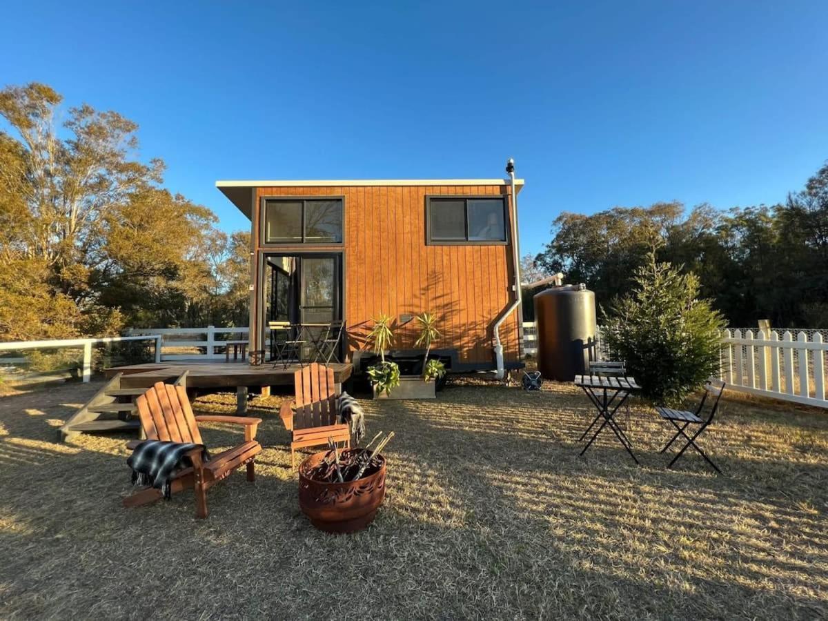 Yellow Rock Views By Tiny Away Broke Exterior foto