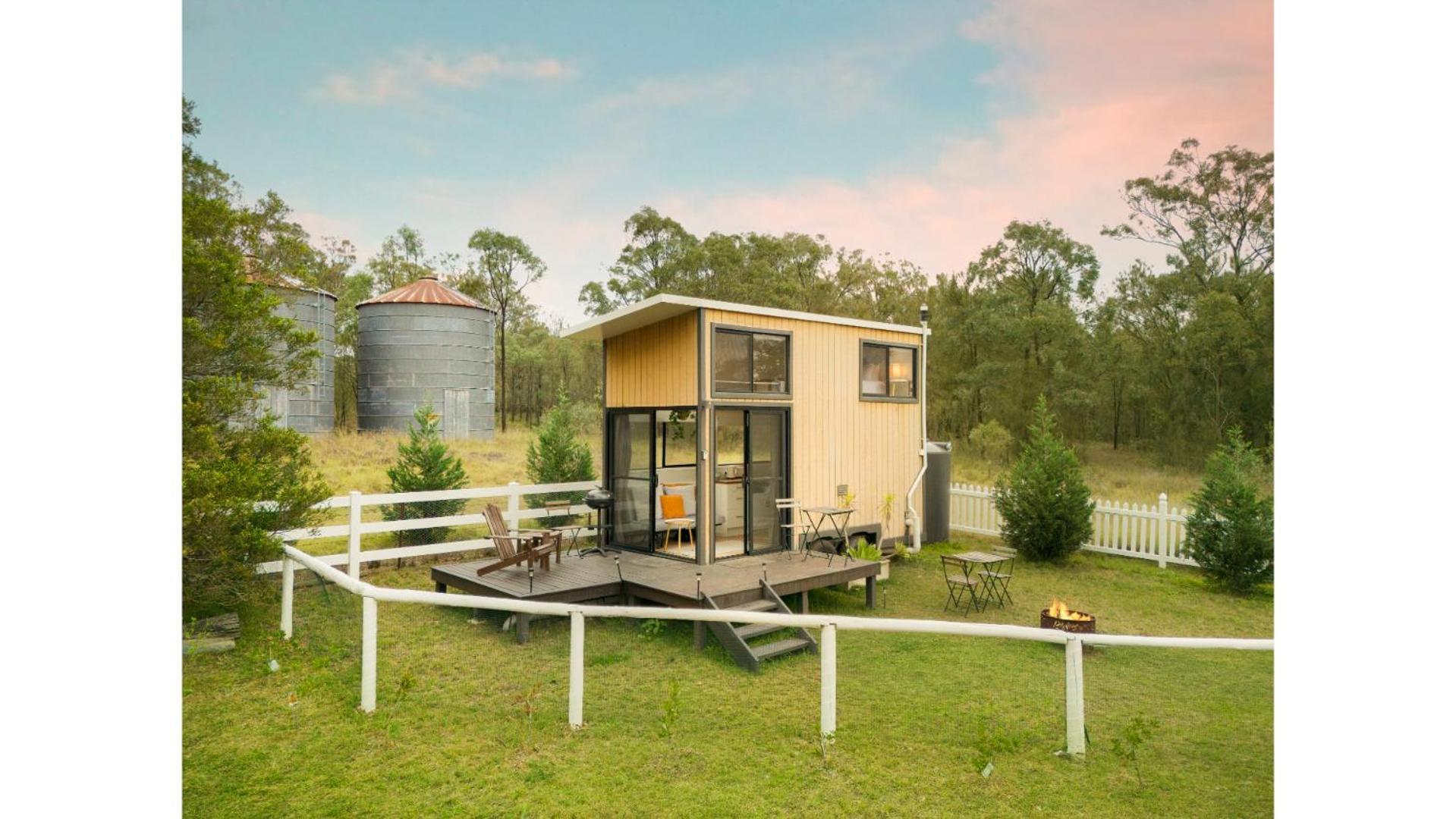 Yellow Rock Views By Tiny Away Broke Exterior foto