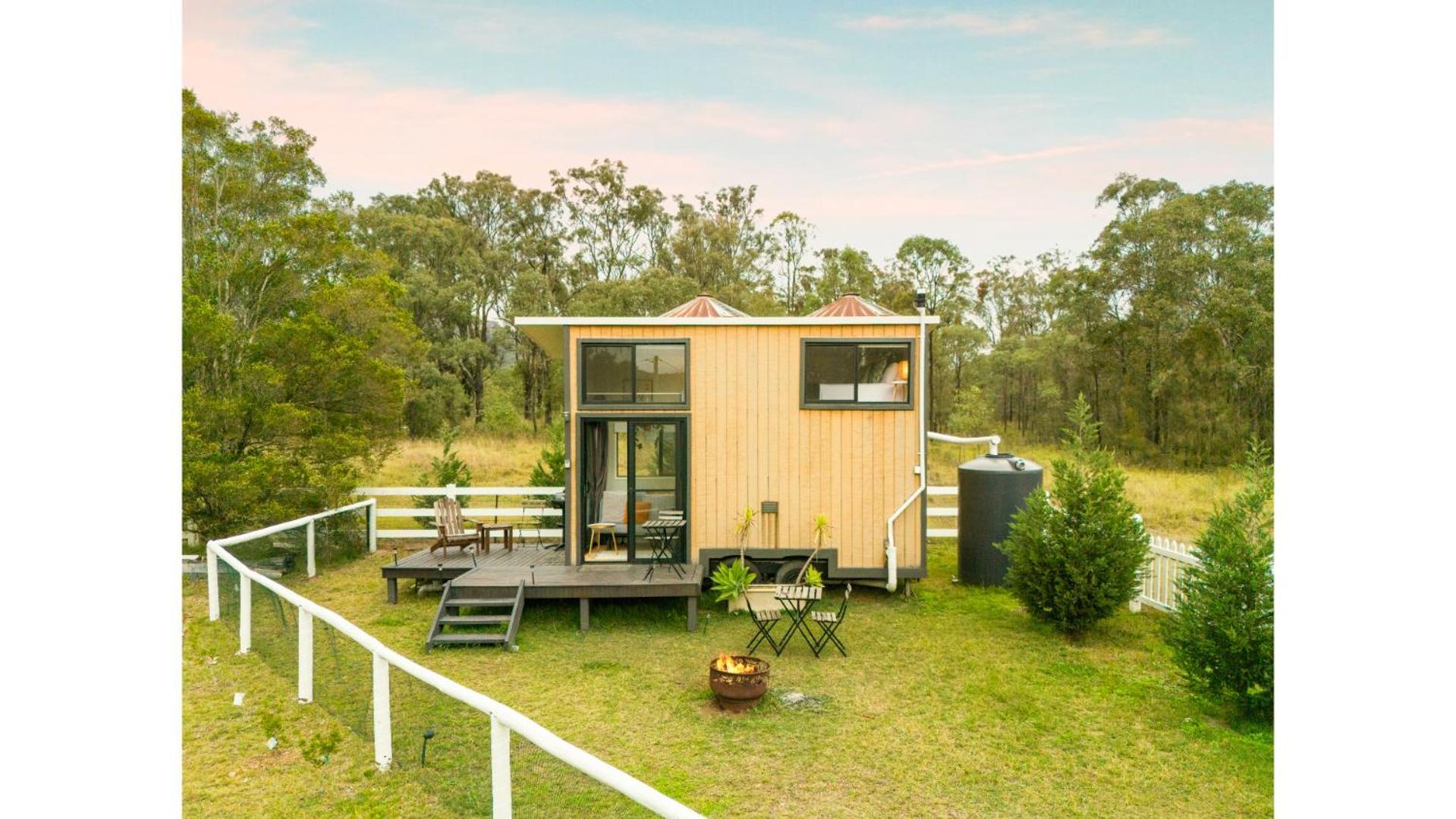 Yellow Rock Views By Tiny Away Broke Exterior foto